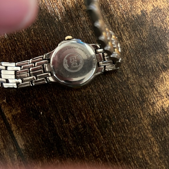 ESQ Watch - Picture 4 of 8